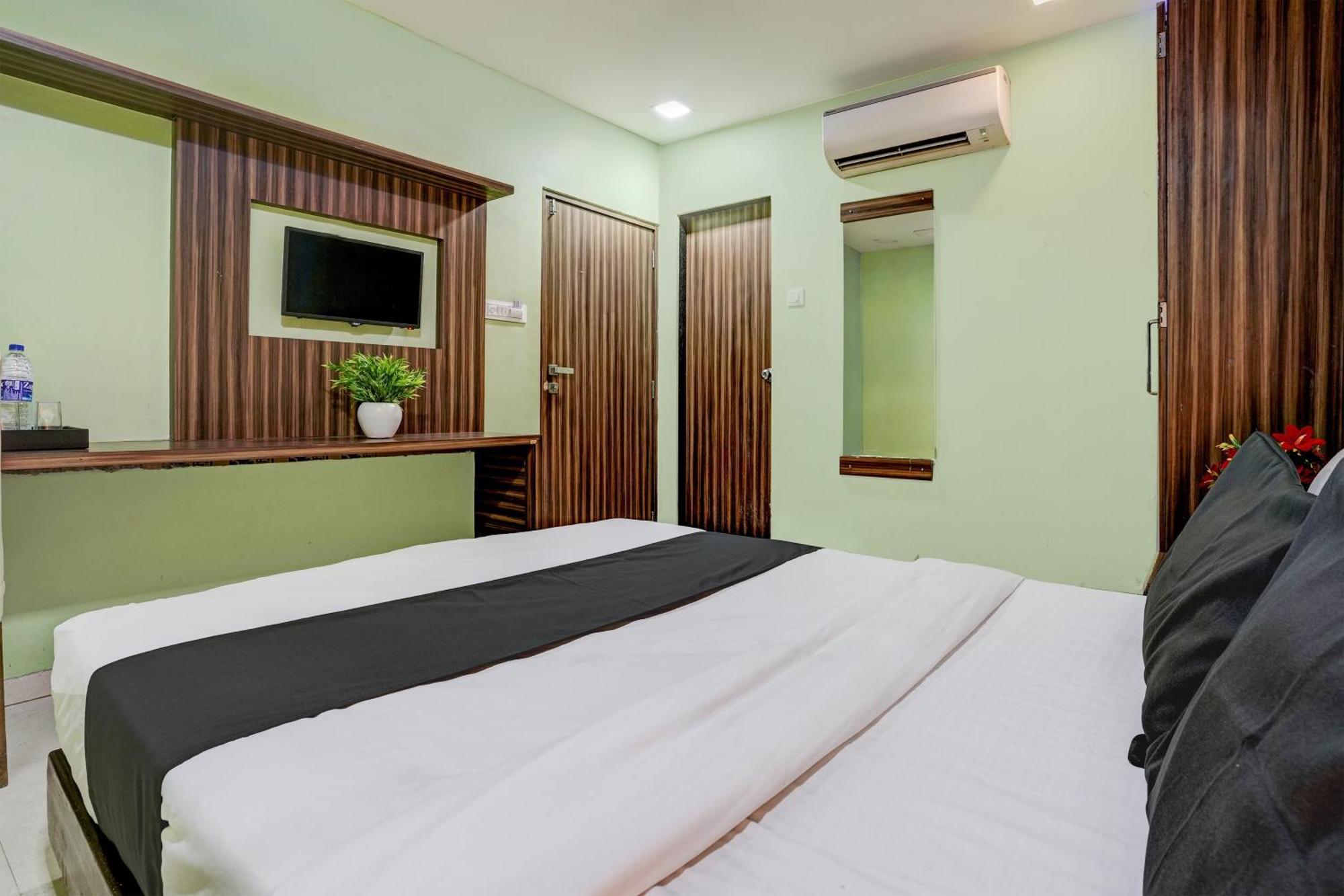 Oyo Hotel Blue Sapphire Residency Near Chhatrapati Shivaji International Airport Mumbai Exterior foto